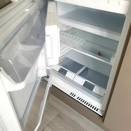 Place Close To The Ac Air , Wi Fi, Parking Nizza