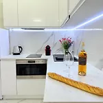 Place Close To The Ac Air , Wi Fi, Parking 아파트